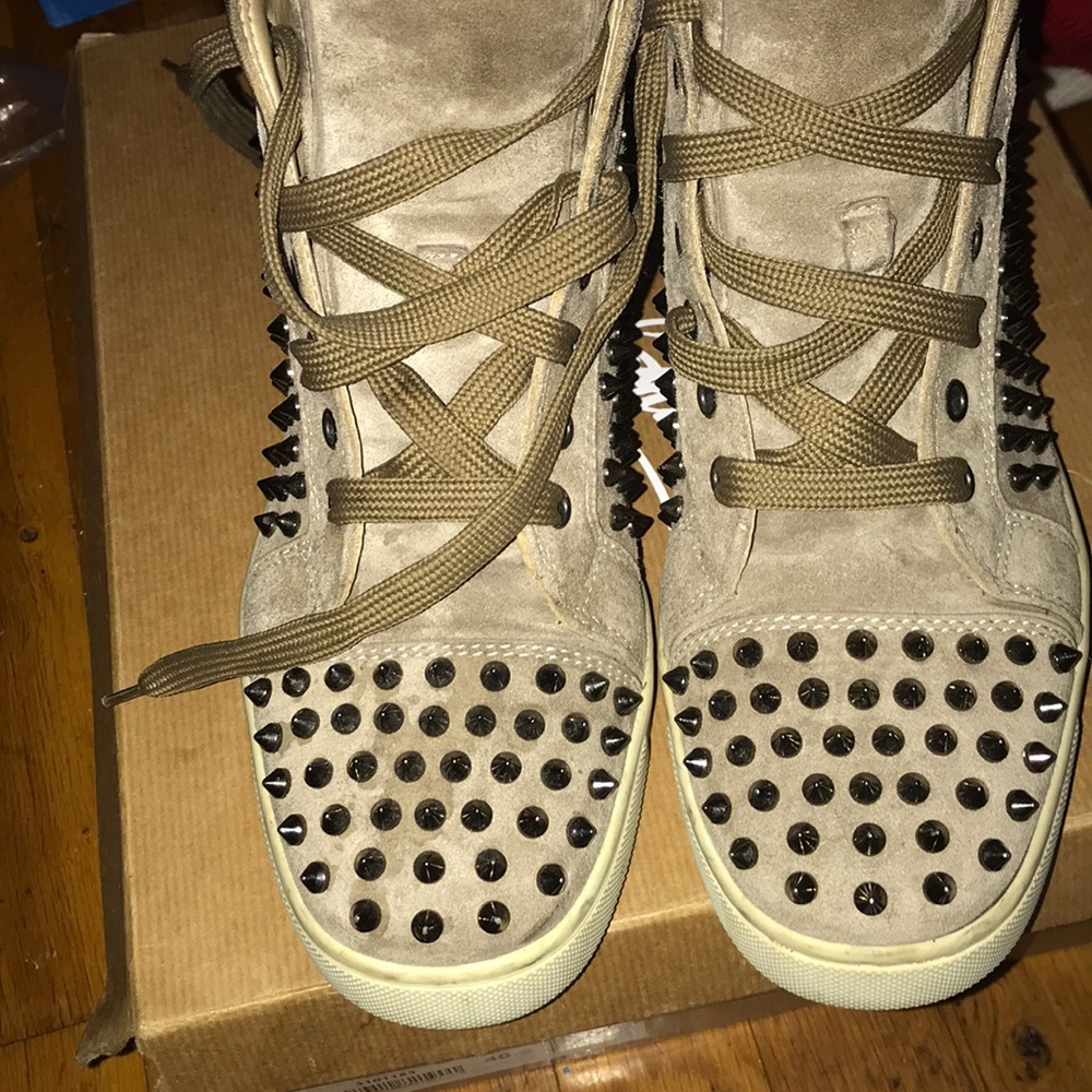 Authentic Taupe Louboutins with Spikes - Picture 2 of 7